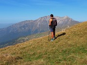 26 Alla Bocchetta di Cimetto (1935 m) con vista in Cima Menna